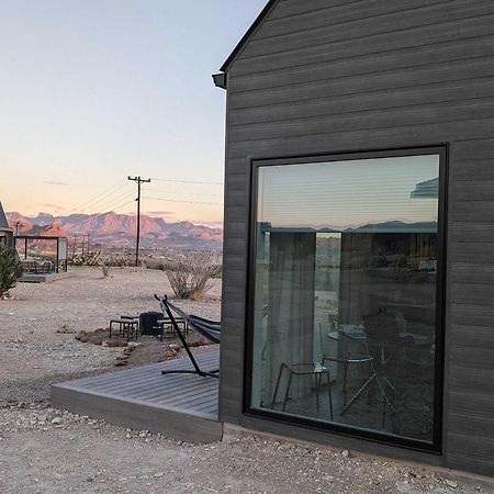 Stardust Luxury Cottage With Loft & A Great View Терлингуа Екстериор снимка